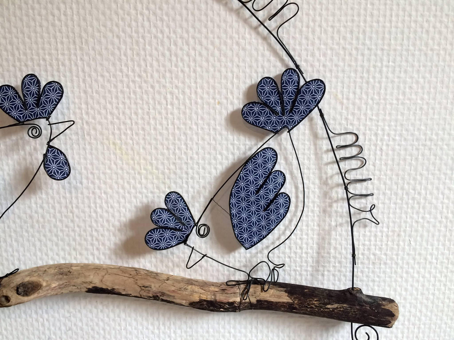 Poule décorative, décoration murale avec du bois flotté, déco fil de fer , phrase décorative, déco cuisine, déco champêtre, déco campagne