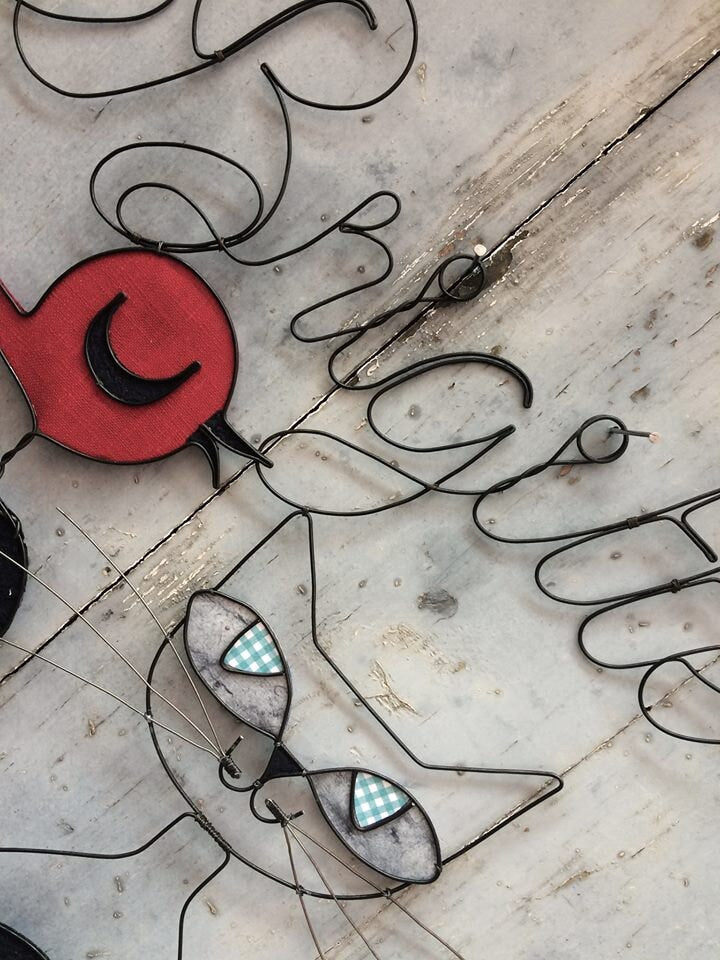 Prénom personnalisable en fil de fer, Alice, fil de fer recuit, chat noir, oiseau métal, idée cadeau de naissance, cadeau personnalisable