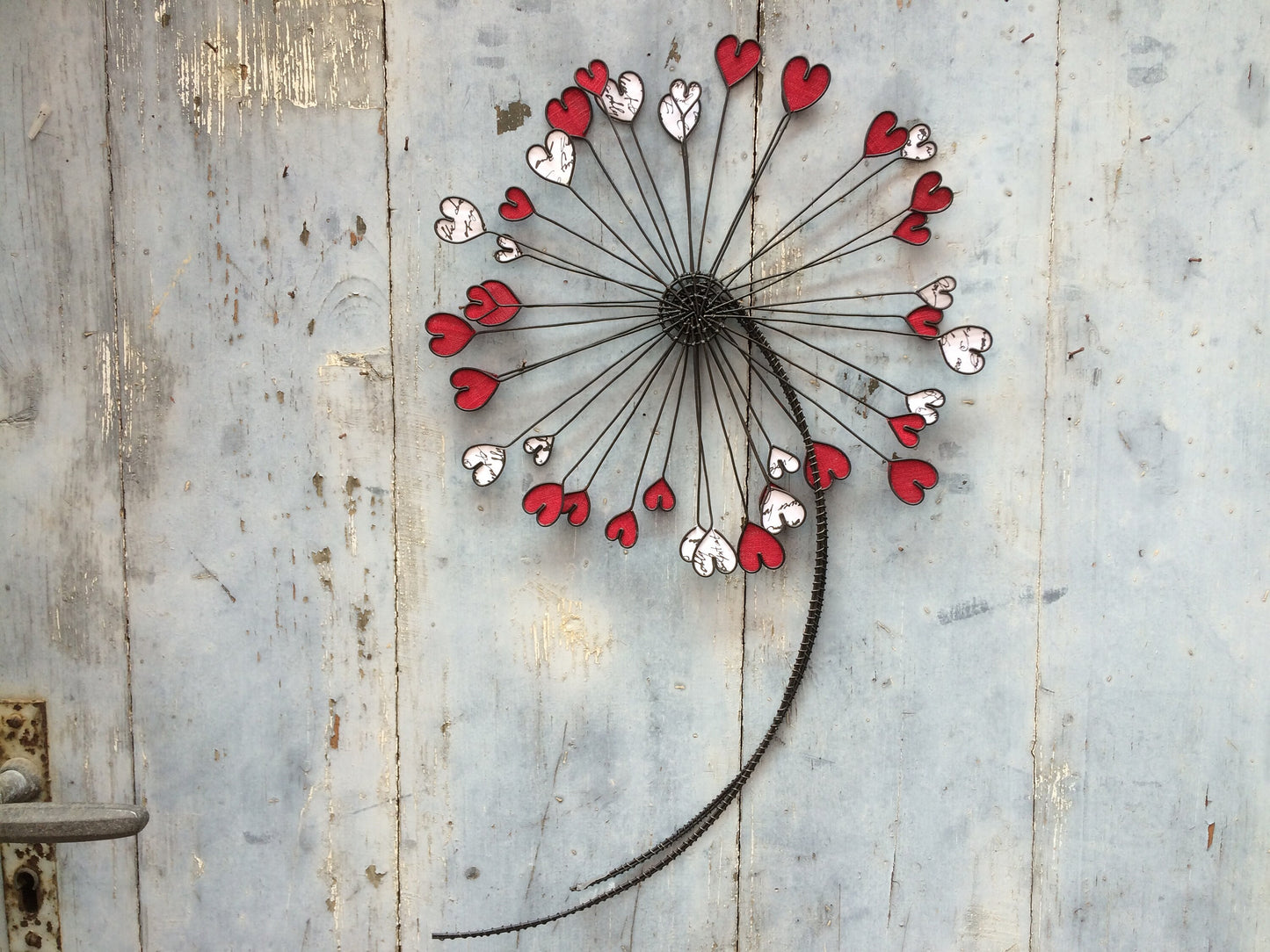 Fleur Géante, pissenlit en fil de fer recuit, décoration murale, métal et tissu, cadeau décoration d'intérieur avec coeur, rouge, nature