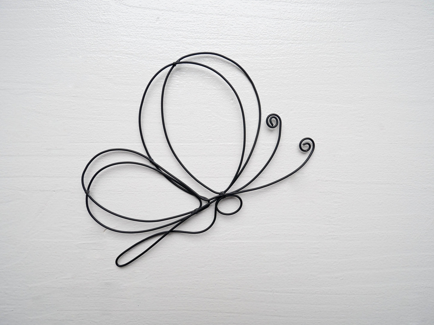 Papillon fil de fer, butterfly en fil de fer, décoration murale fil de fer, décoration nature bohème, silhouette papillon, insecte, nature