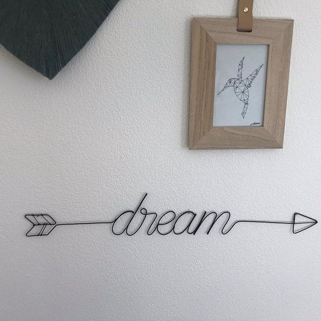 Wort Liebespfeil aus anpassbarem Draht, Satz aus Metall, Vorname aus Draht, Innenwanddekoration, Türschild, Geschenkidee