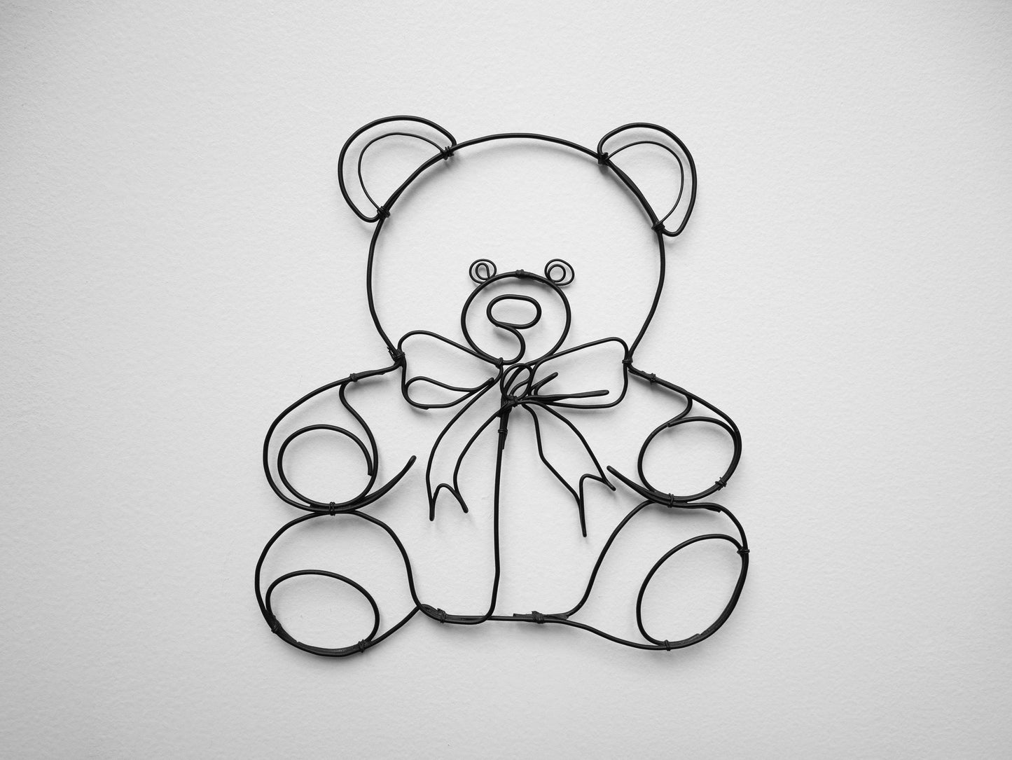 Ours en véritable fil de fer recuit, silhouette nounours, décoration murale ours métal, déco chambre d'enfant, décoration animal métal