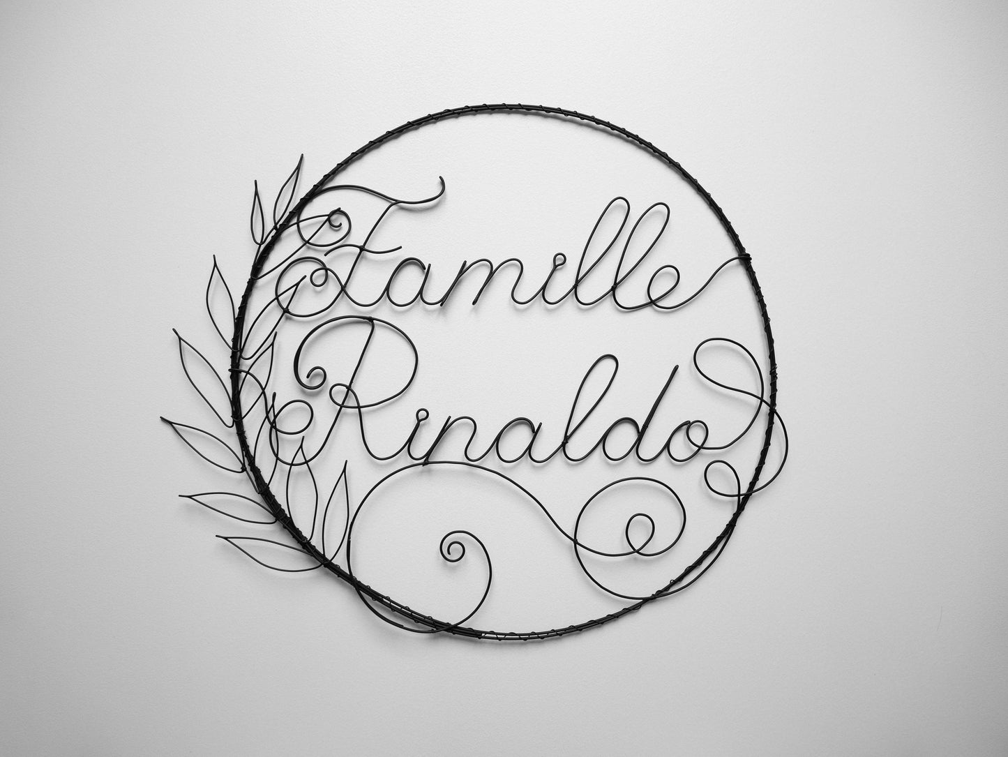 Couronne en fil de fer famille, décoration murale maison, feuille métal, phrase fil de fer, déco nature, déco bohème, déco florale murale