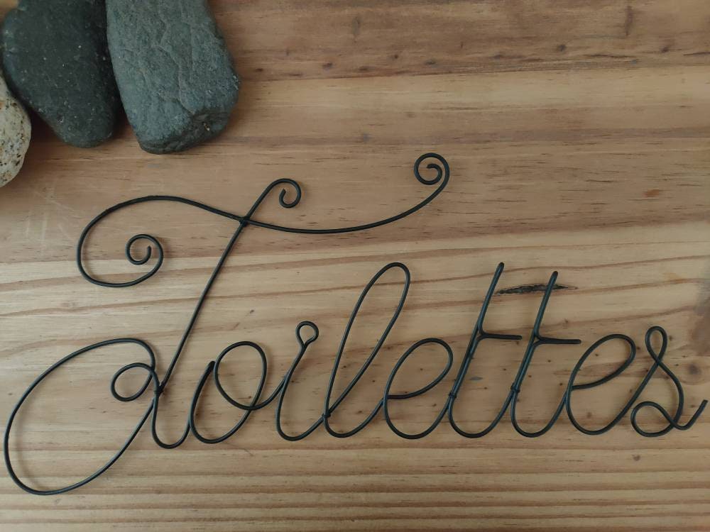 Toilet door plaque in annealed wire, wall decoration, metal phrase, writing, quote, sculpture in annealed wire