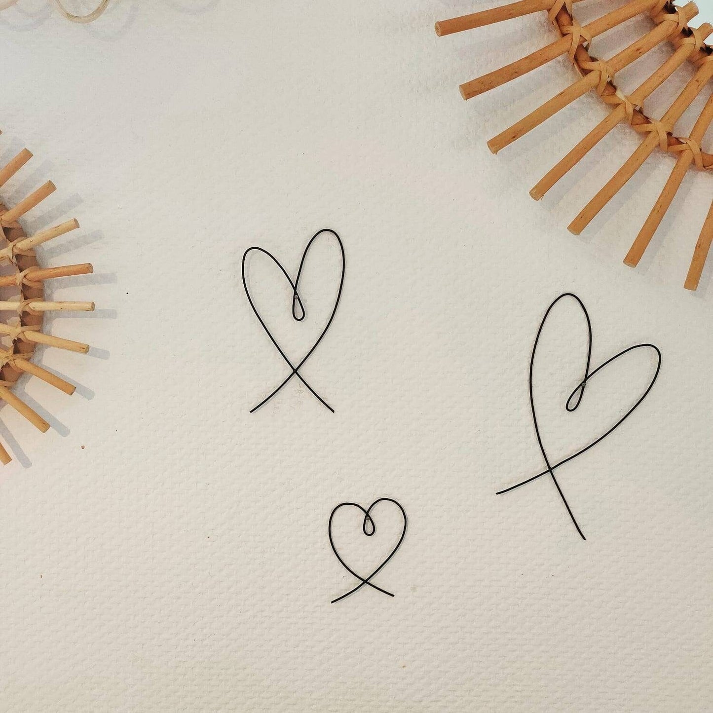 Décoration en véritable fil de fer, Lot de 3 coeurs de tailles différentes, déco murale coeur, décoration maison, déco métal