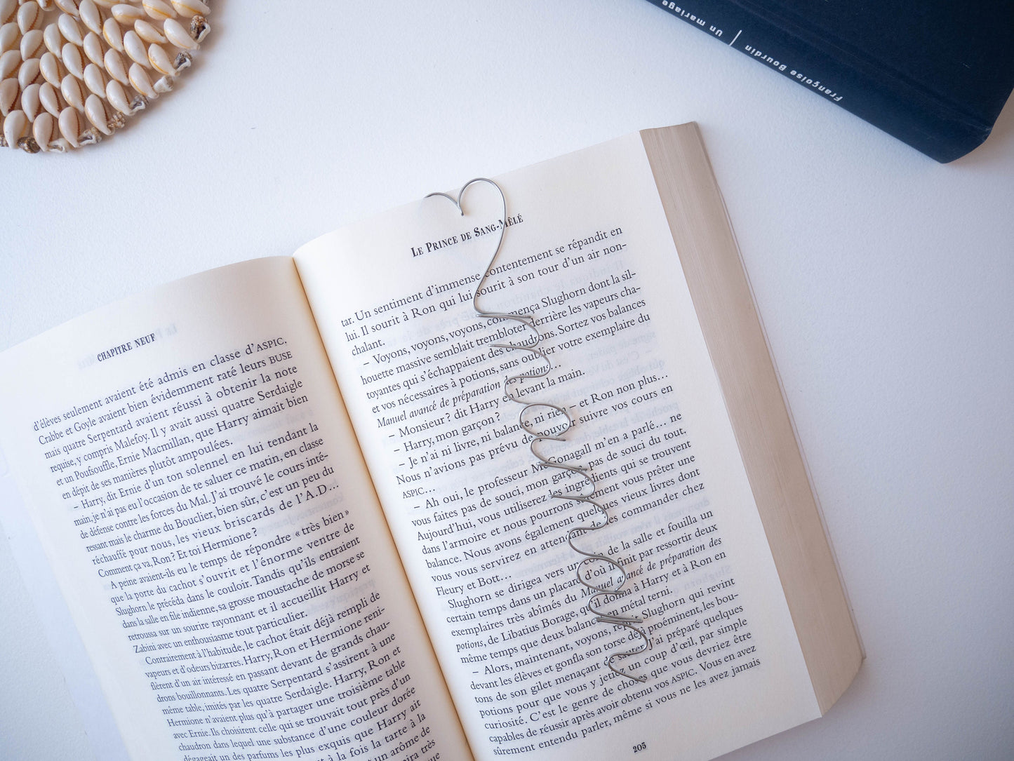 Marque page personnalisé en fil de fer, Prénom ou mot avec cœur, Accessoire de livre unique, Cadeau personnalisable maitresse, Handmade