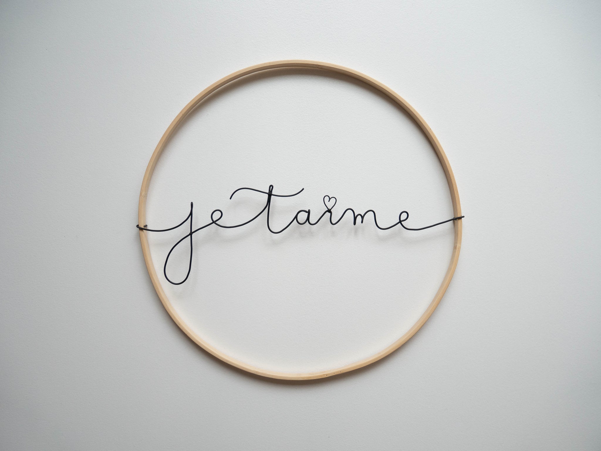Couronne Je t'aime en Fil de Fer Recuit, Décoration Murale Personnalisée, Phrase Murale Artistique Accueil Chaleureux, Plaque de porte