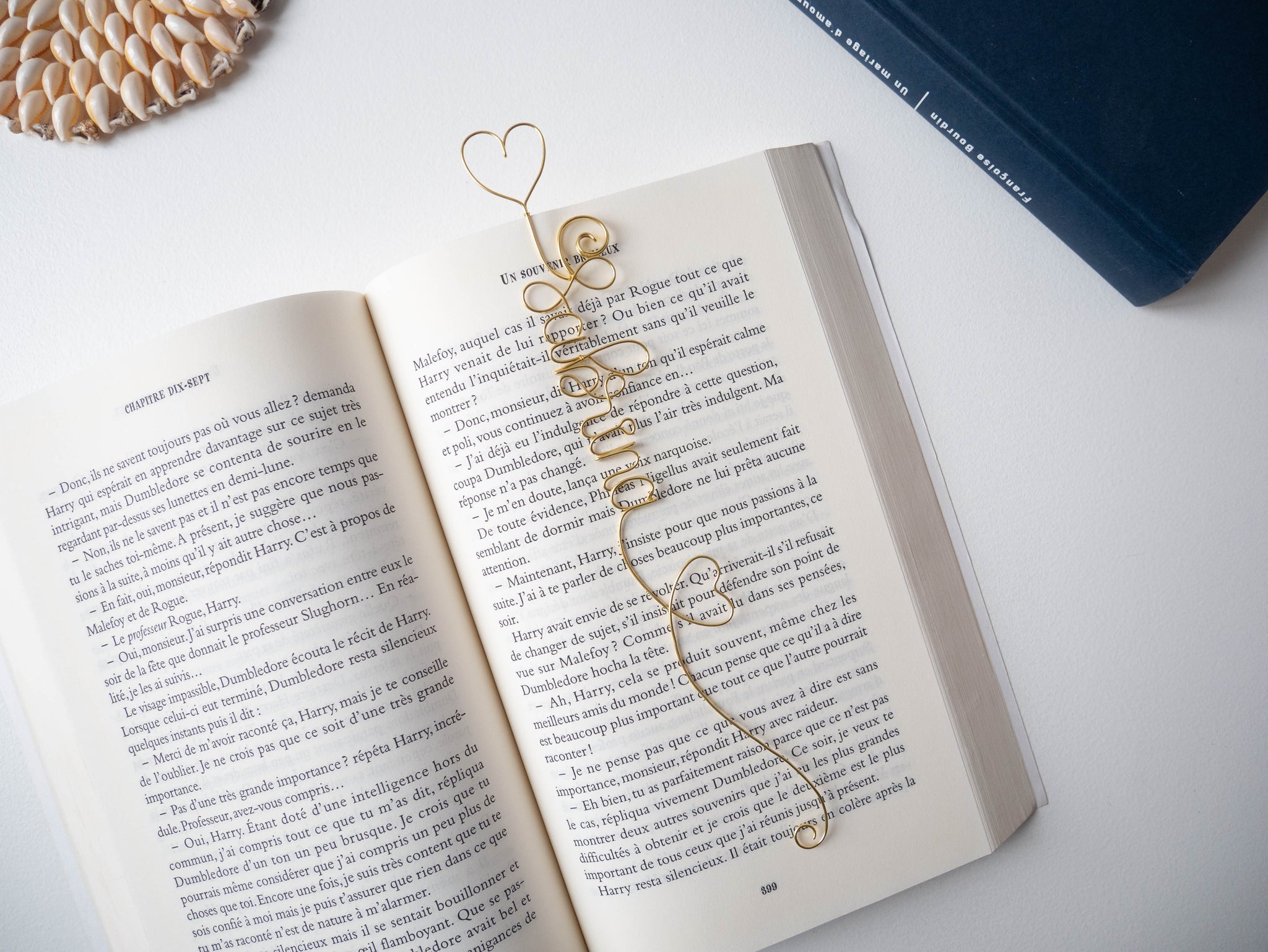 Customizable first name bookmark in wire, Lifetime Guarantee, first name or word with heart, unique book accessory, personalized gift