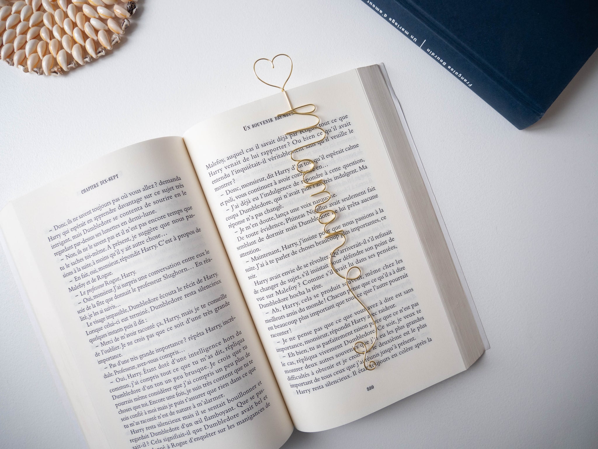 Customizable first name bookmark in wire, Lifetime Guarantee, first name or word with heart, unique book accessory, personalized gift