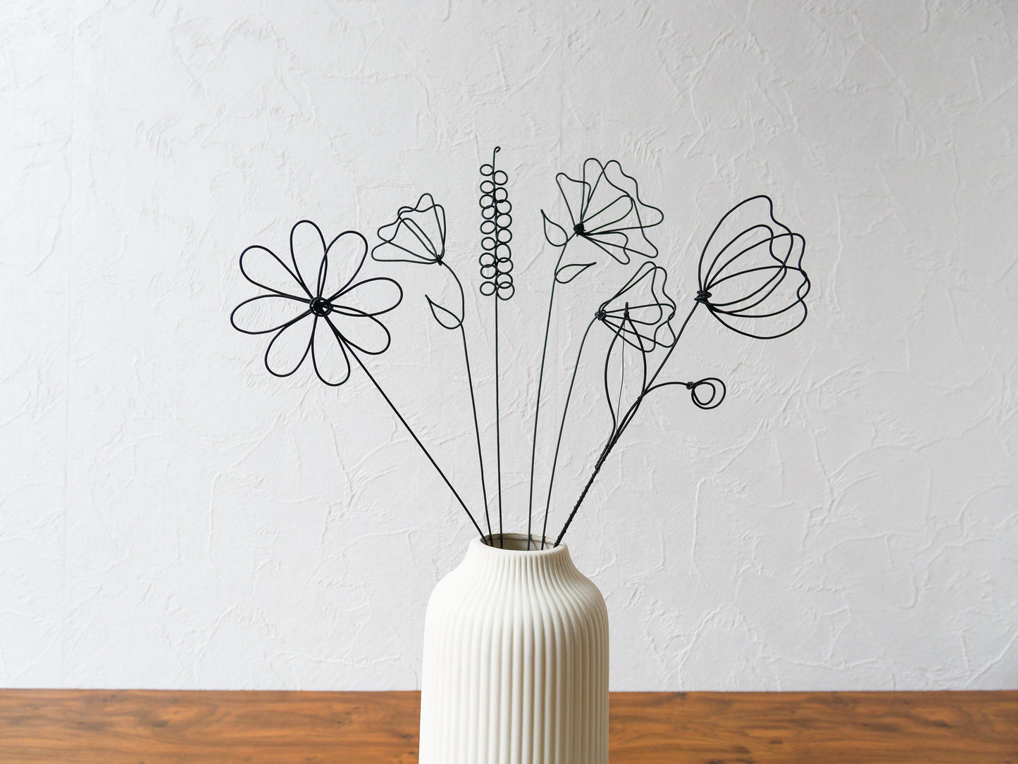Bouquet de 6 fleurs, coquelicots et marguerite en fil de fer recuit