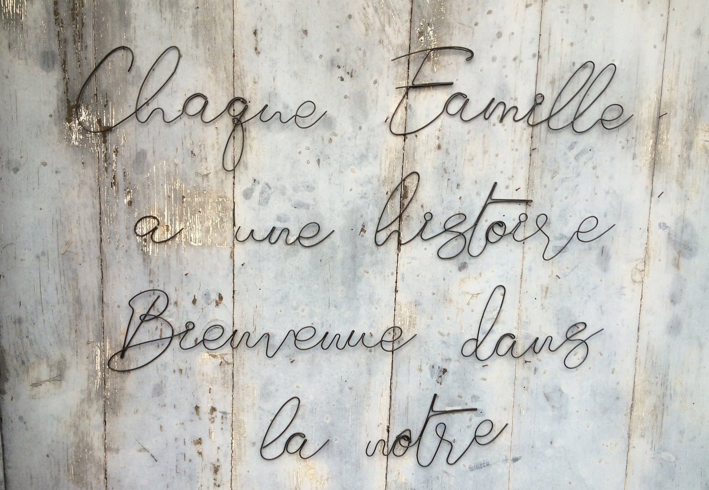 Wire family wall quote, happiness message, wire phrase, wire quote, wire wall decoration, wire sculpture