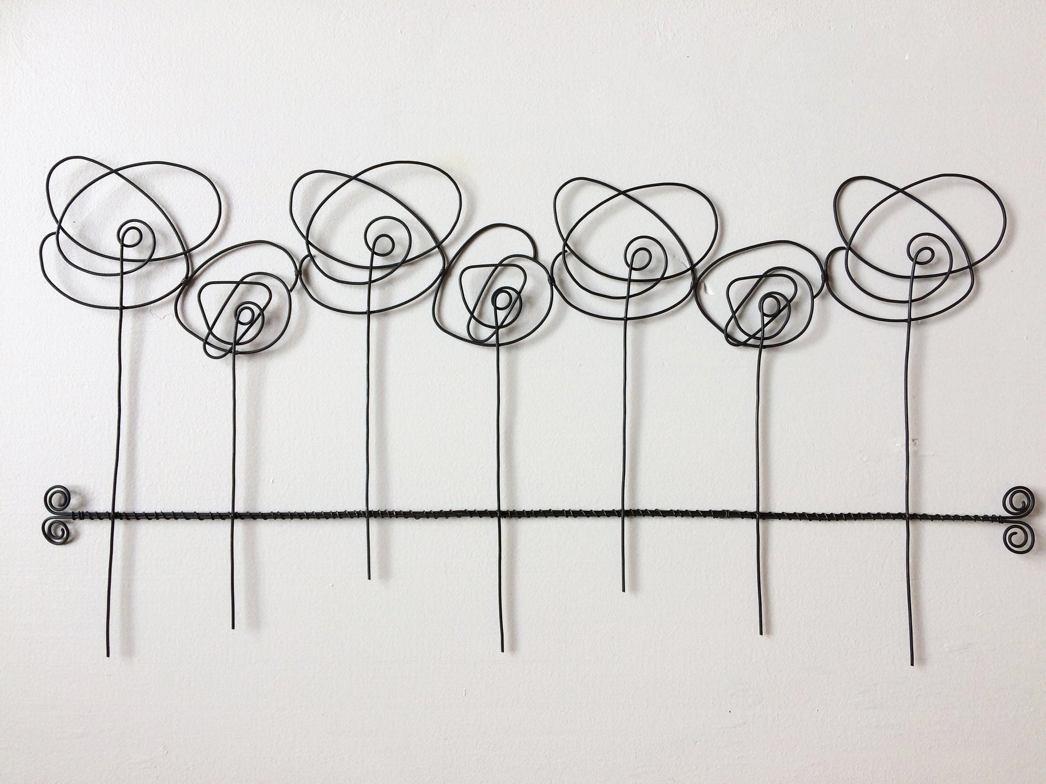 Pêle-mêle photo, porte-photo en fil de fer recuit, cadre photo, décoration bohème nature, mot fil de fer, phrase murale fil de fer, famille