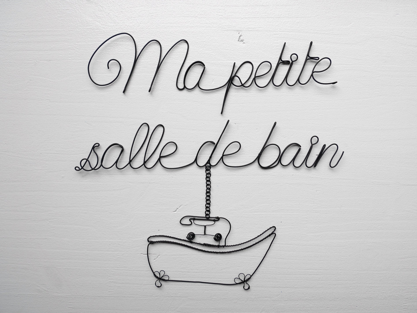 Ma petite salle de bain plaque de porte, baignoire, phrase fil de fer recuit, mot en fil de fer recuit, écriture fil de fer recuit, vintage