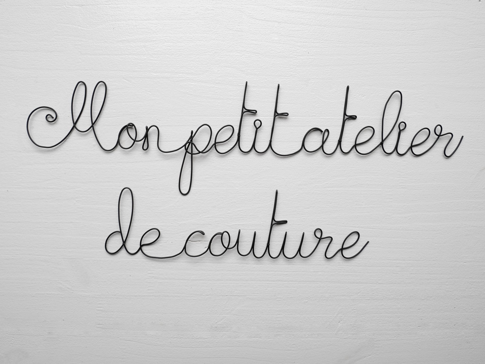 Satz aus geglühtem Draht meine kleine anpassbare Nähwerkstatt, Drahtsatz, Wandzitat aus Draht, Wanddekoration