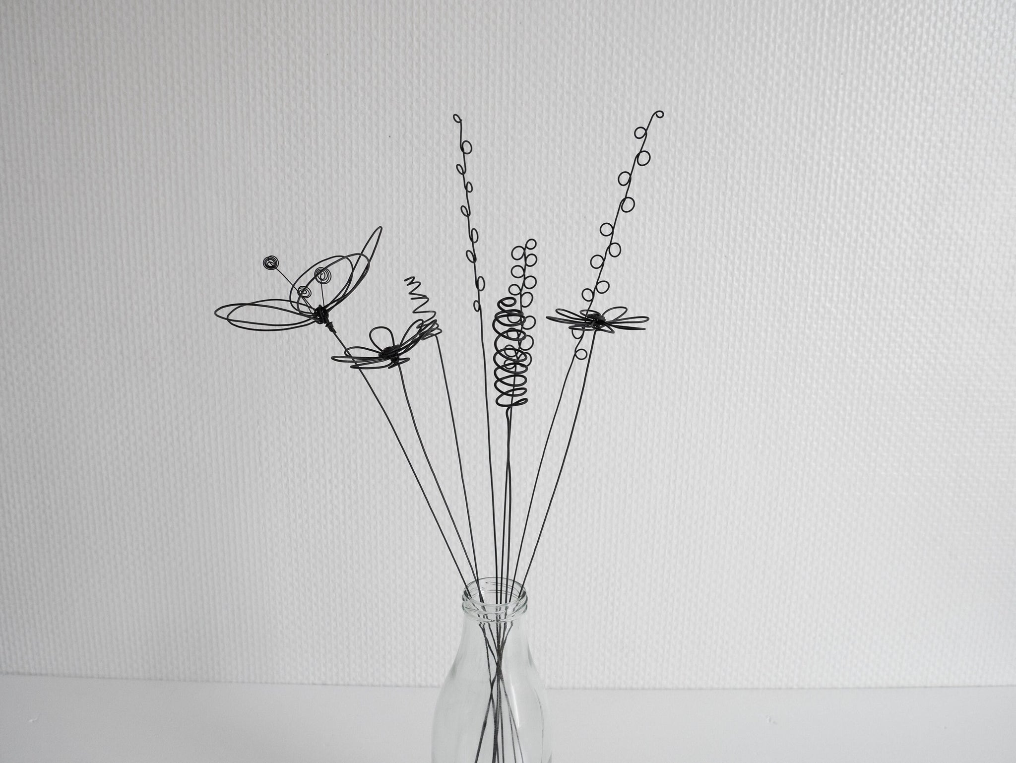 Bouquet de 10 fleurs 3D en fil de fer recuit pâquerette et capucine 3D, décoration murale floral, déco bohème nature, cadeau maitresse