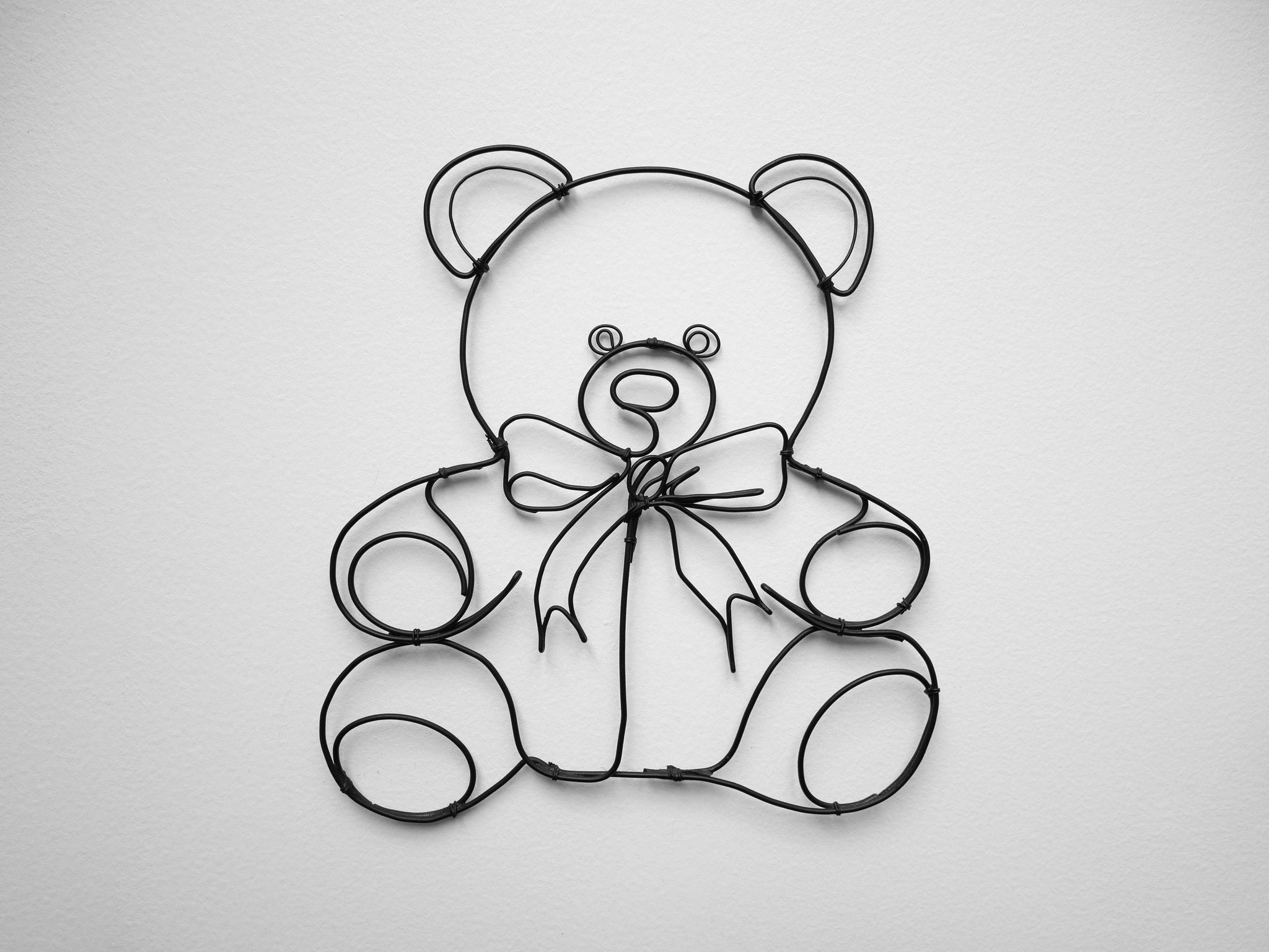 Ours en véritable fil de fer recuit, silhouette nounours, décoration murale ours métal, déco chambre d'enfant, décoration animal métal