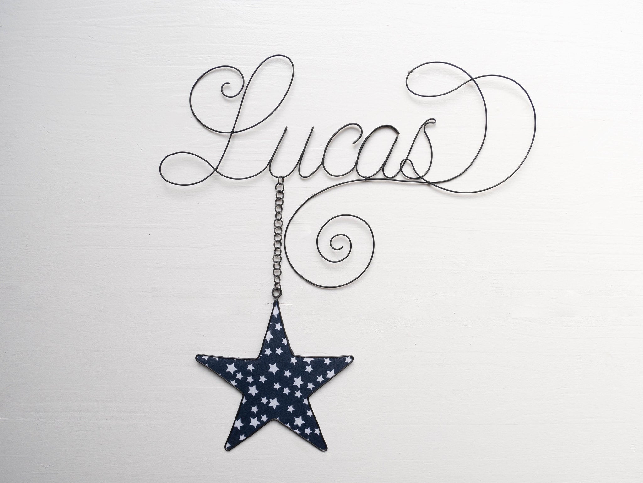 Prénom fil de fer personnalisable, prénom bébé étoile, décoration murale chambre d'enfant, plaque de porte, cadeau naissance, prénom mural