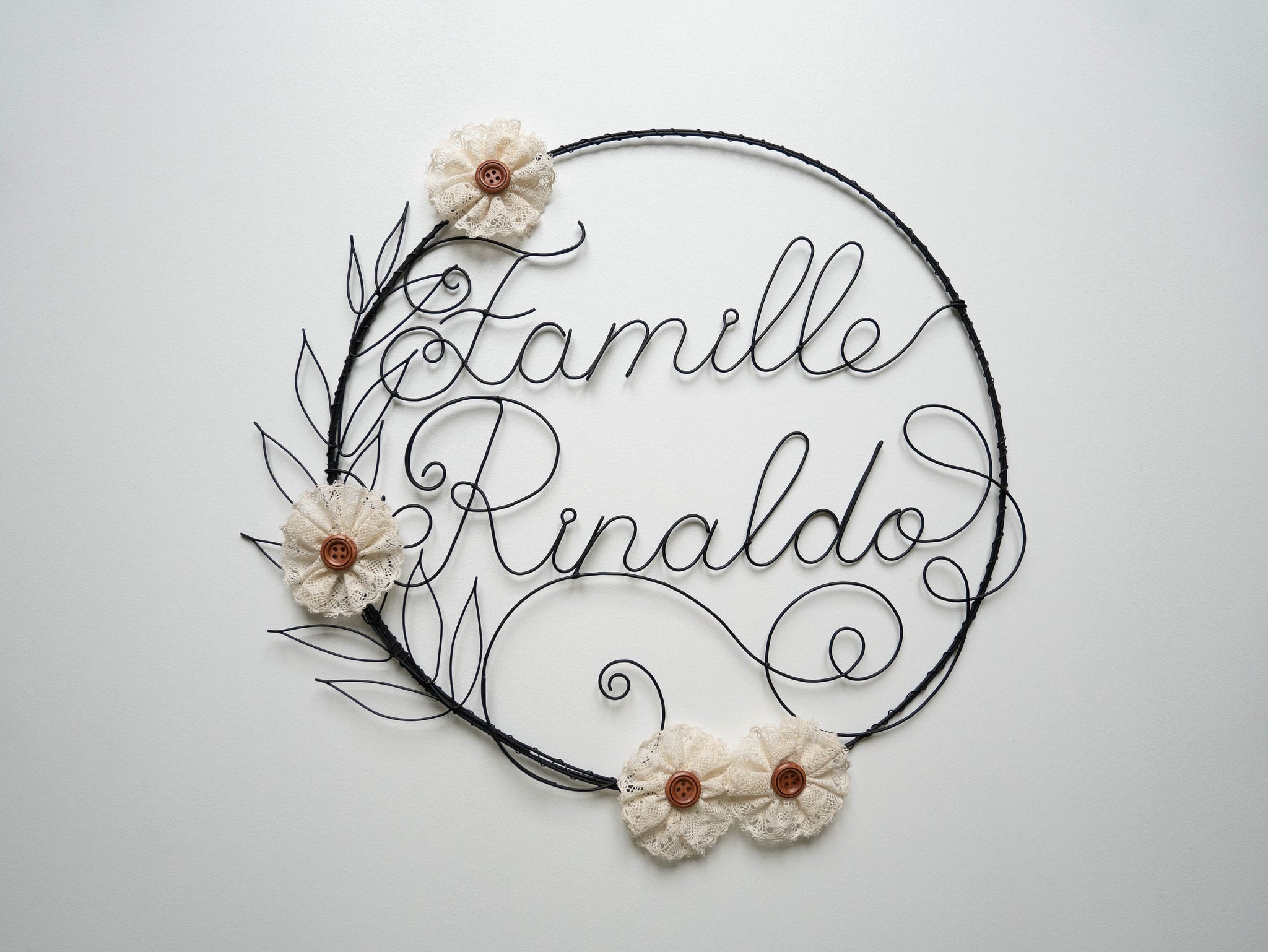 Couronne en fil de fer prénom ,famille, décoration murale maison, feuille métal, phrase fil de fer, déco nature, déco bohème, déco florale