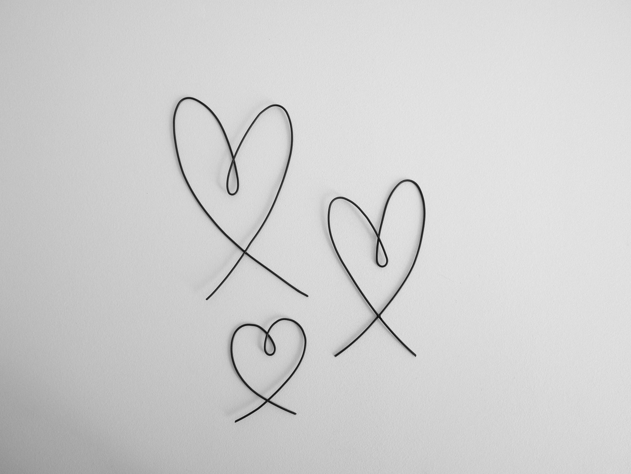 Décoration en véritable fil de fer, Lot de 3 coeurs de tailles différentes, déco murale coeur, décoration maison, déco métal