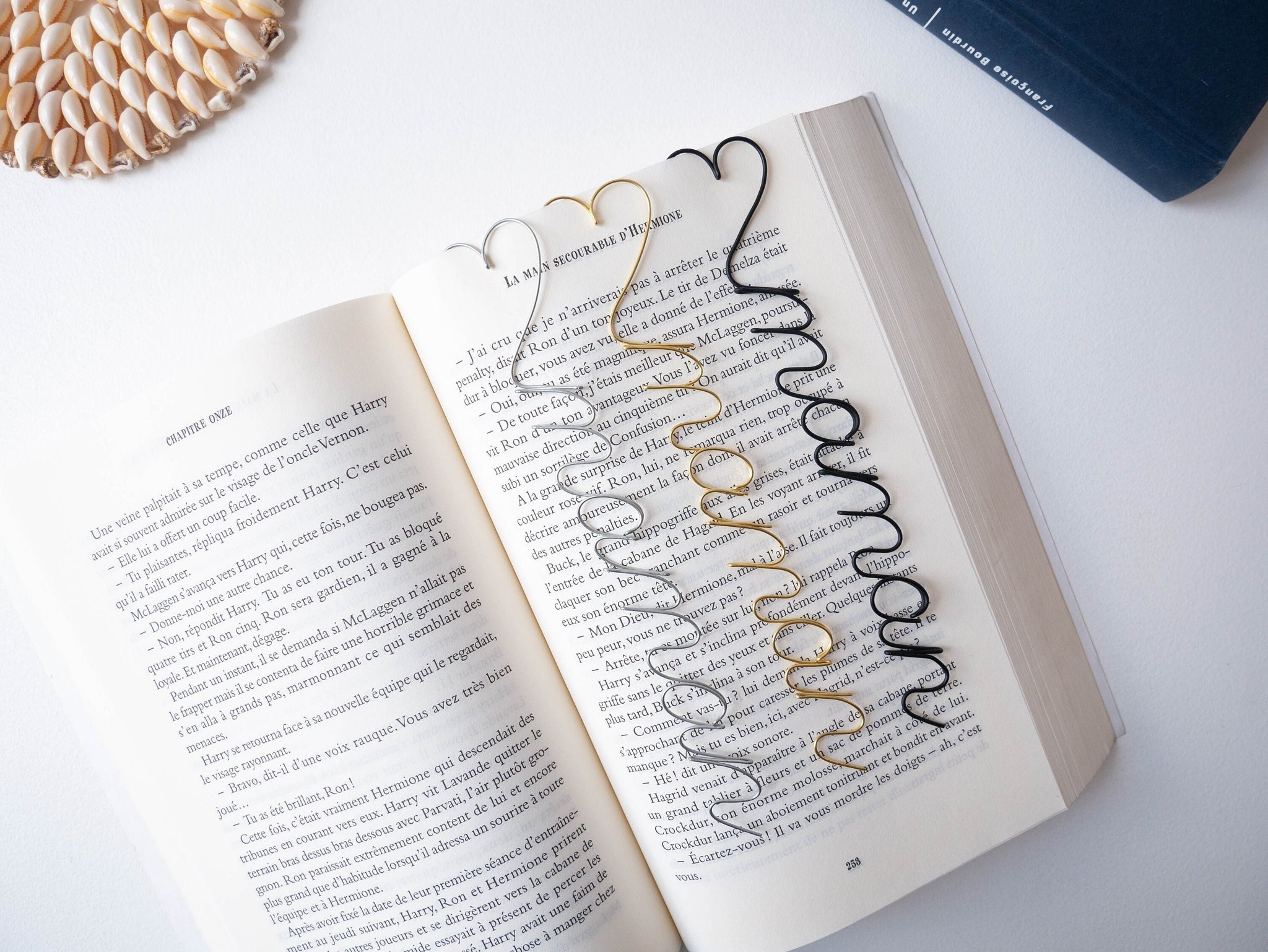 Marque page personnalisé en fil de fer, Prénom ou mot avec cœur, Accessoire de livre unique, Cadeau personnalisable maitresse, Handmade