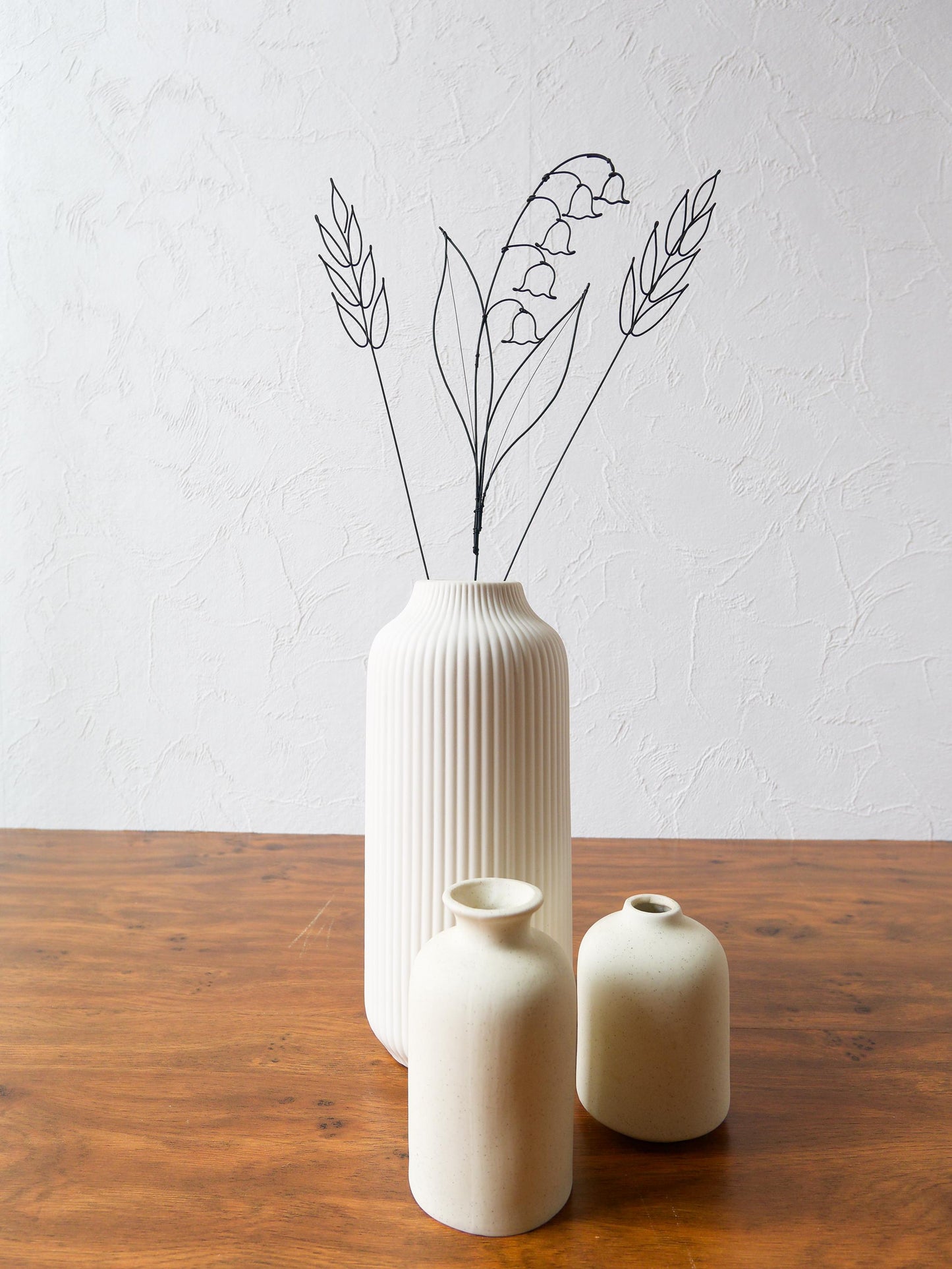 Bouquet de 3 fleurs éternelles en fil de fer recuit : Muguet et Brindilles, Déco florale moderne, décoration d'intérieur, cadeau