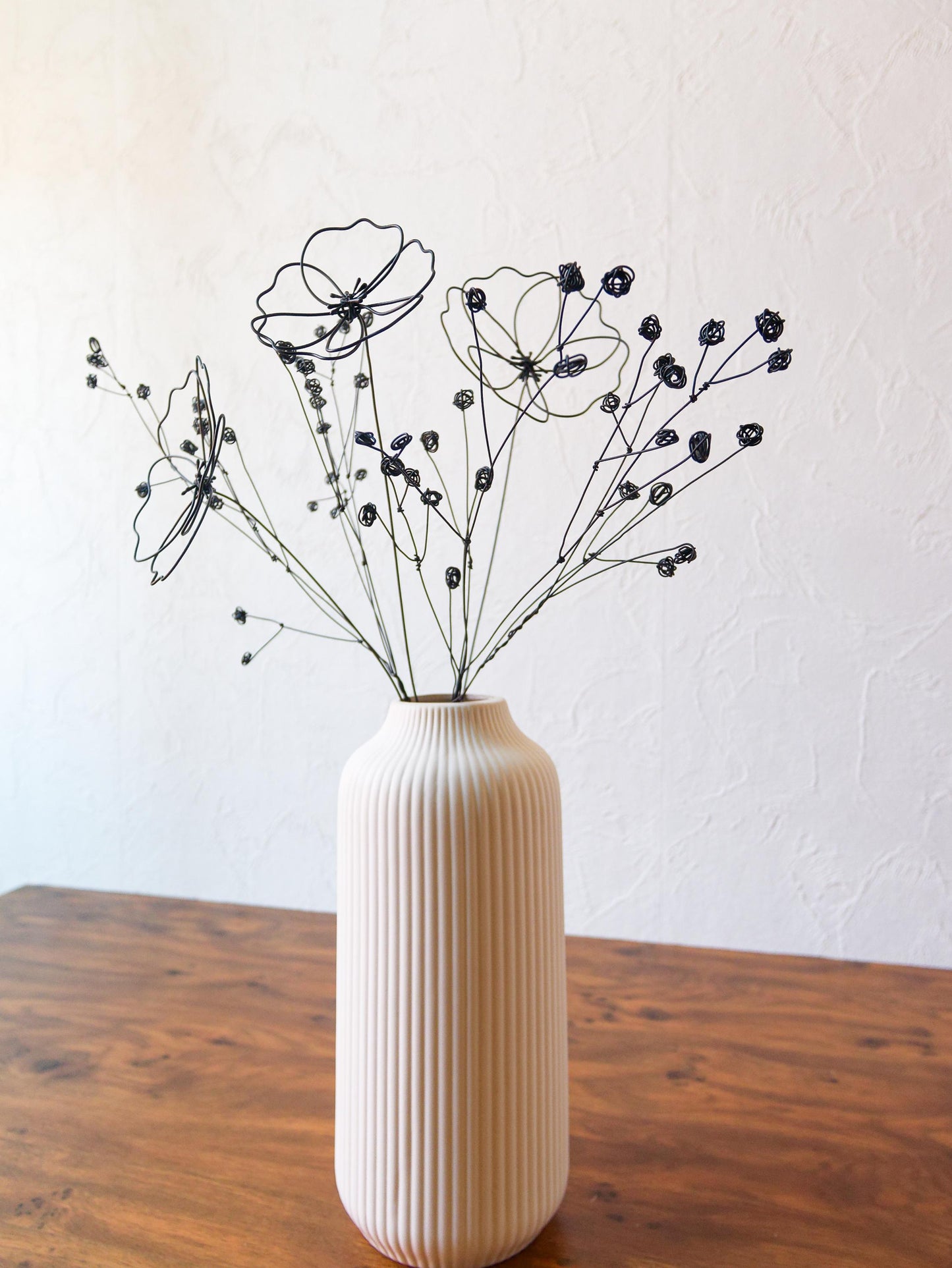 Bouquet de 6 fleurs 3D éternelles en fil de fer recuit : Coquelicot, Mimosas et Brindille, Déco florale moderne d'intérieur, cadeau