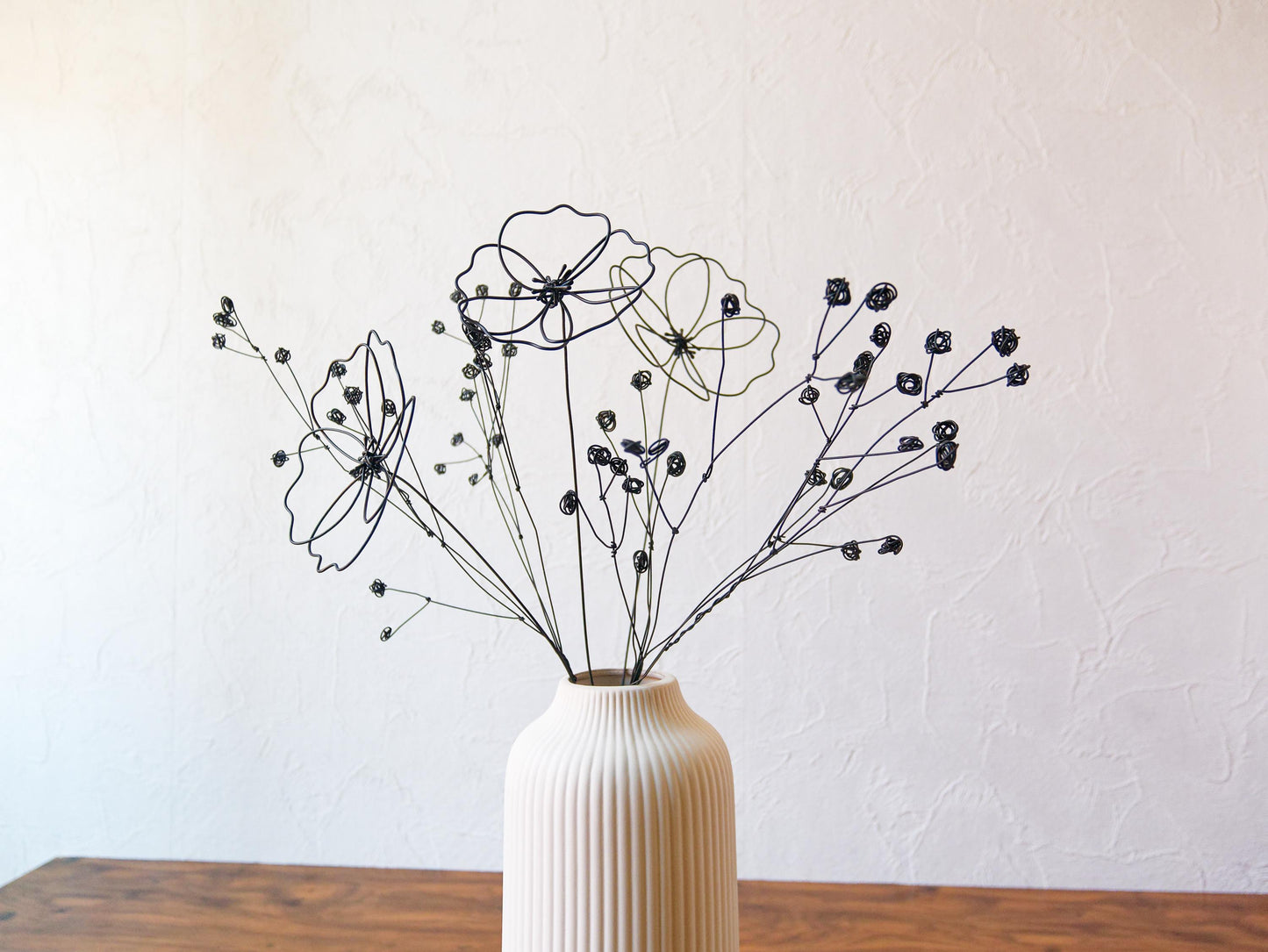 Bouquet de 6 fleurs 3D éternelles en fil de fer recuit : Coquelicot, Mimosas et Brindille, Déco florale moderne d'intérieur, cadeau