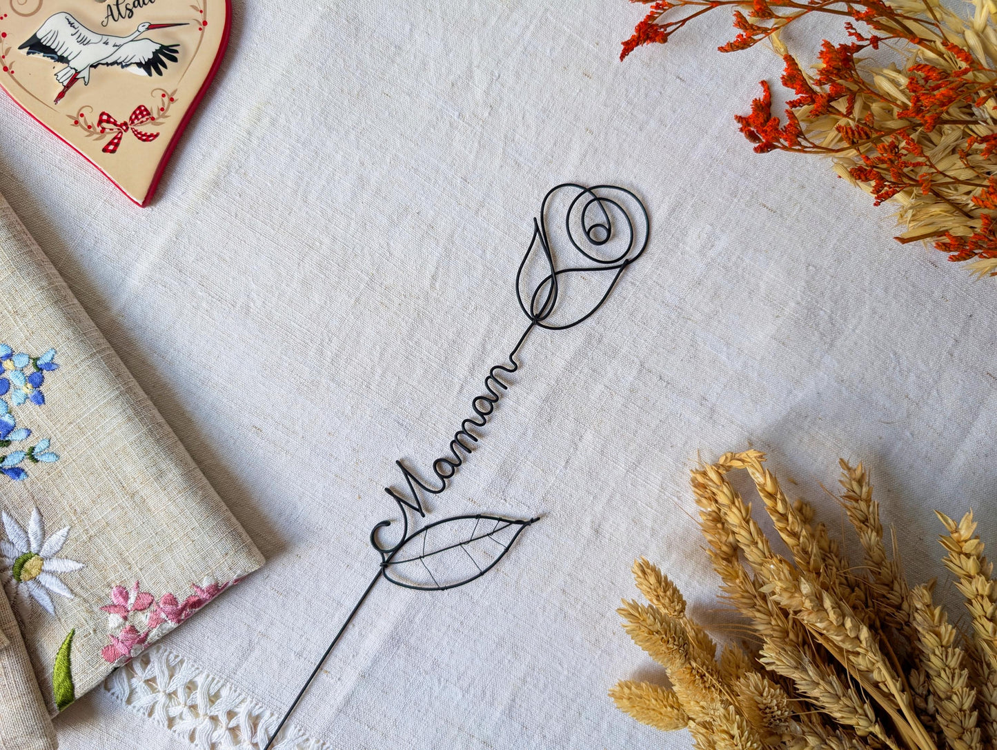 Rose personnalisée en véritable fil de fer incassable, prénom personnalisé, cadeau Fêtes des Mères Maman Mamie Maîtresse Maître Nounou Atsem