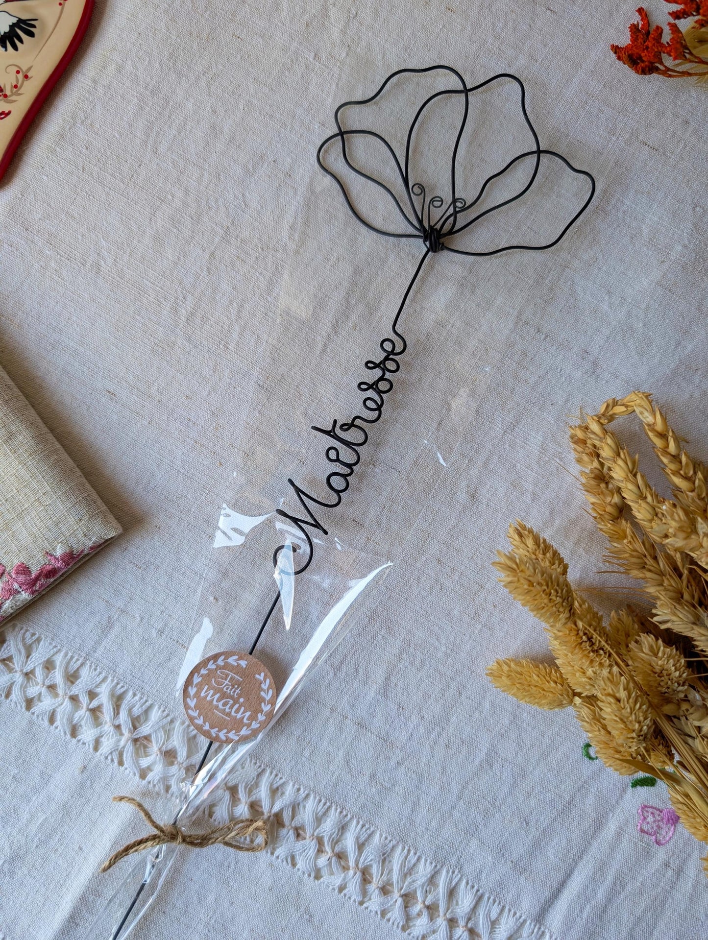 Coquelicot personnalisée en véritable fil de fer incassable, prénom personnalisé, cadeau Fêtes des Mères Maman Mamie Maîtresse Nounou Atsem