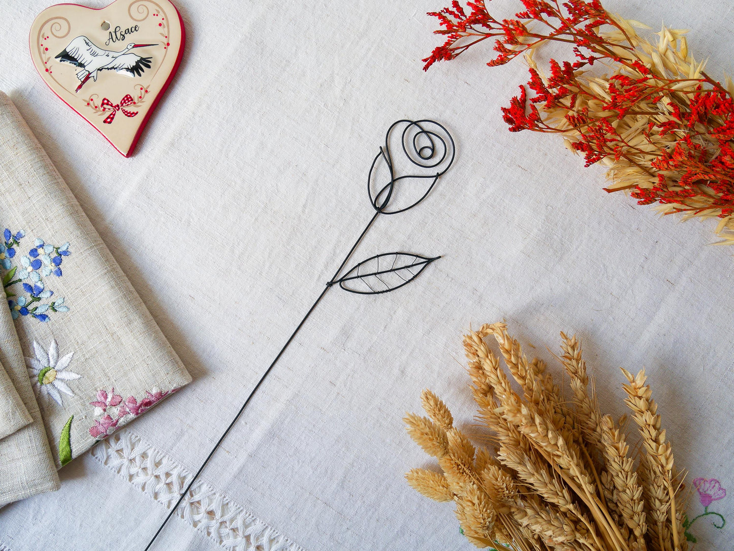 Rose personnalisée en véritable fil de fer incassable, prénom personnalisé, cadeau Fêtes des Mères Maman Mamie Maîtresse Maître Nounou Atsem