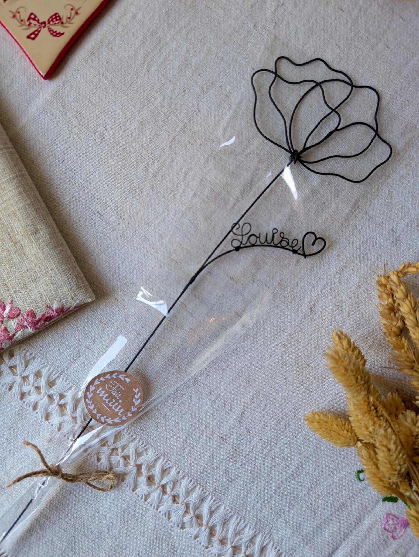 Coquelicot personnalisée en véritable fil de fer incassable, prénom personnalisé, cadeau Fêtes des Mères Maman Mamie Maîtresse Nounou Atsem