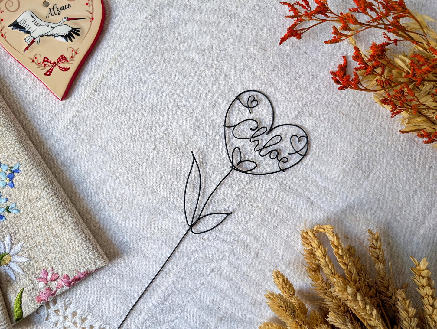 Fleur coeur personnalisée en véritable fil de fer incassable, prénom personnalisé, cadeau Fêtes des Mères Maman Mamie Maîtresse Nounou Atsem